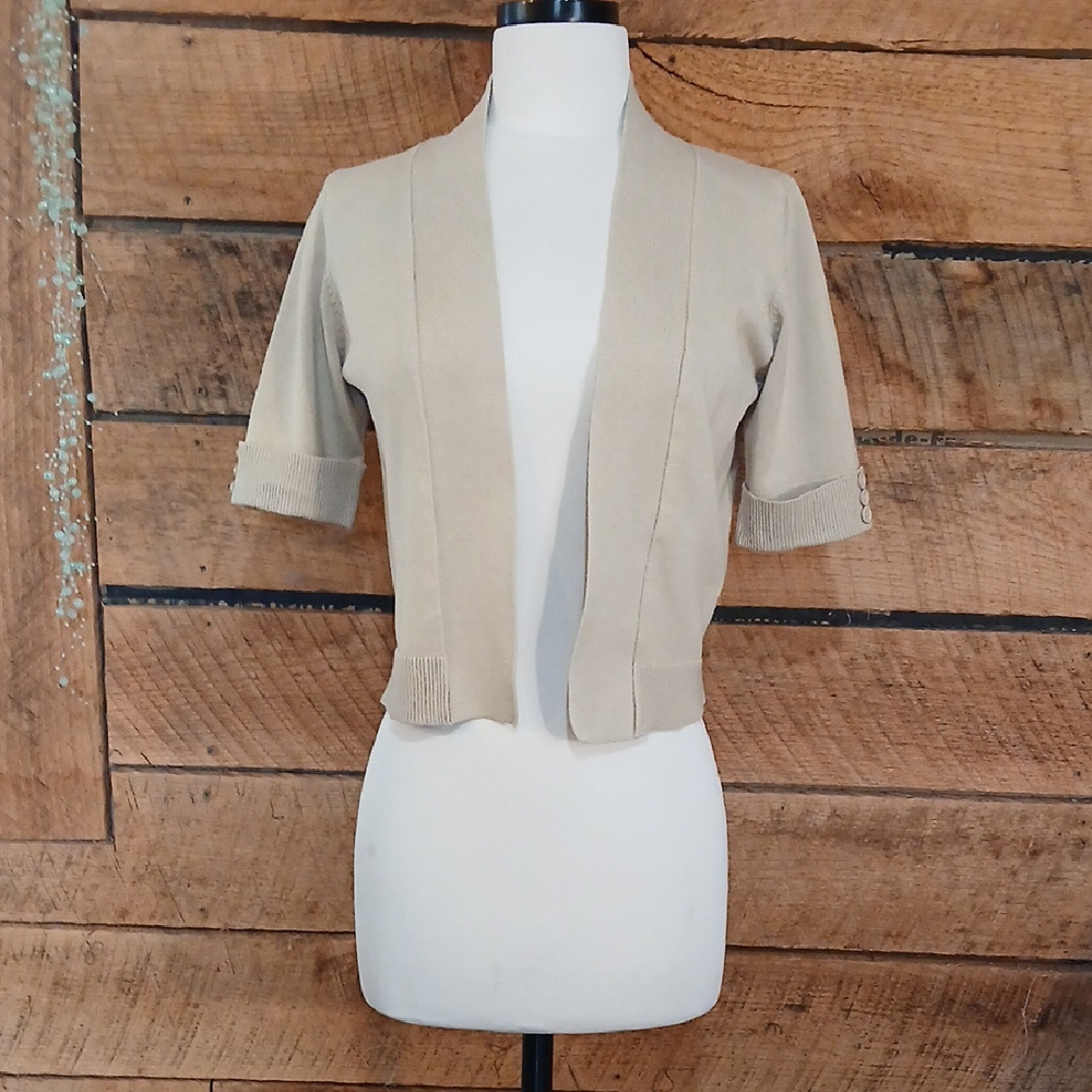 Tan cropped sweater shrug sz small